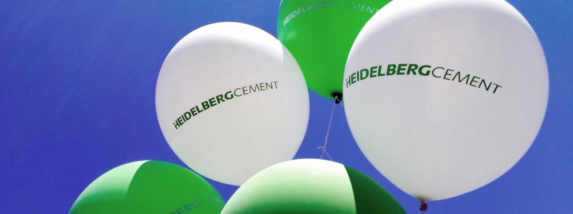 HeidelbergCement balloons. 